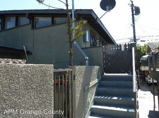 725 W 18th St APT C, Costa Mesa, CA 92627