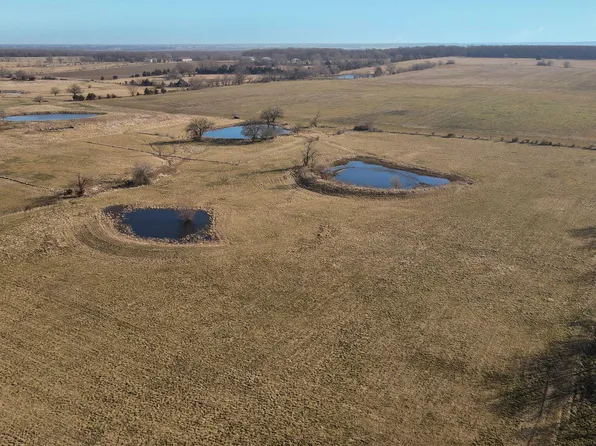 000 E Hwy U, Lamar, MO 64759