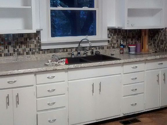 3rd image of 255 Race St