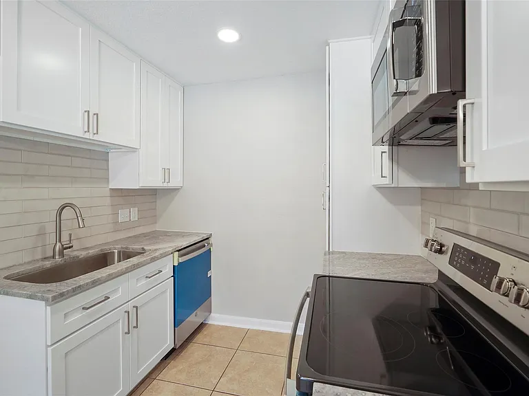 2526 Appian Way #4 — Photo 8