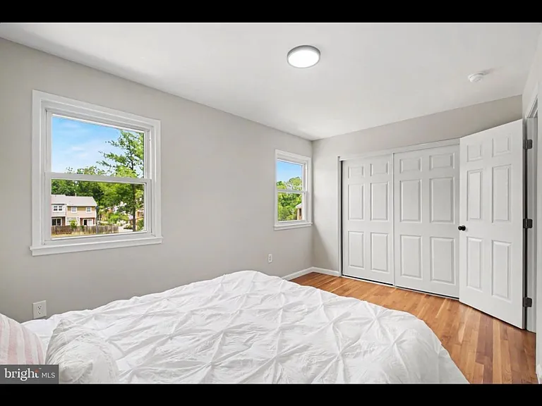 14658 Bakersfield St — Photo 5
