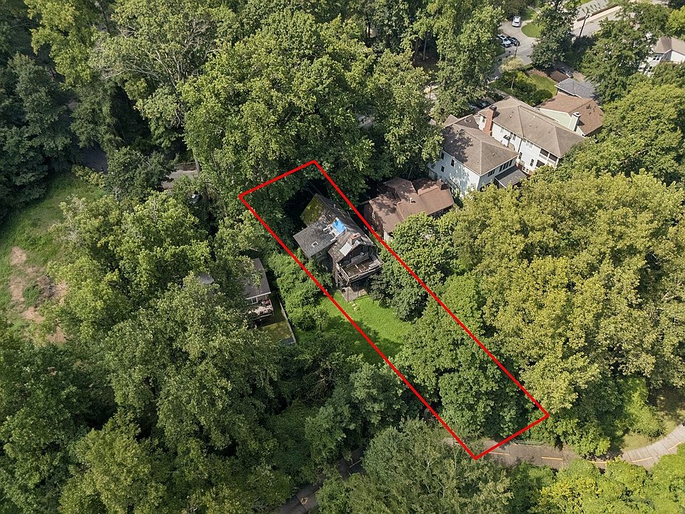 1st image of 469 Overbrook Dr NW