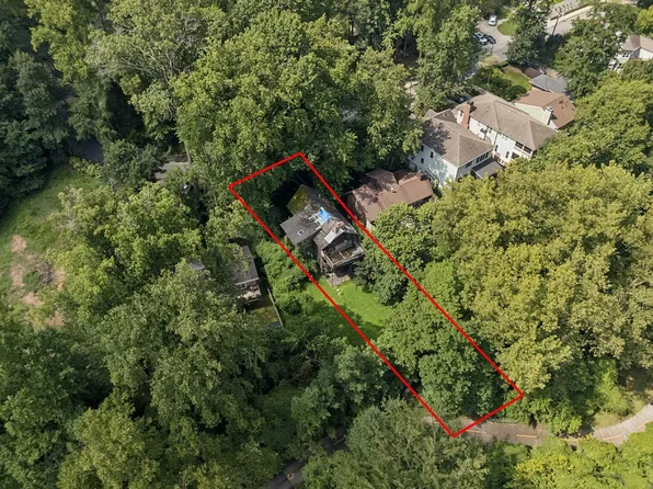 469 Overbrook Dr NW, Atlanta, GA 30318
