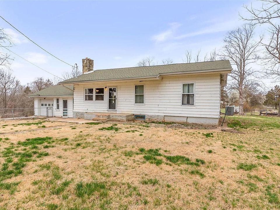 3975 Upper Plattin Rd, De Soto, MO 63020 | Zillow