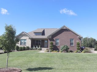 1799 Zachary Dr, La Grange, KY 40031