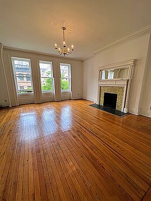 2nd image of 18 E 94th St APT 4A