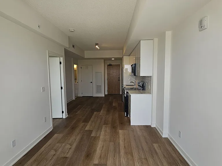 33 Erie Ave #614 — Photo 13