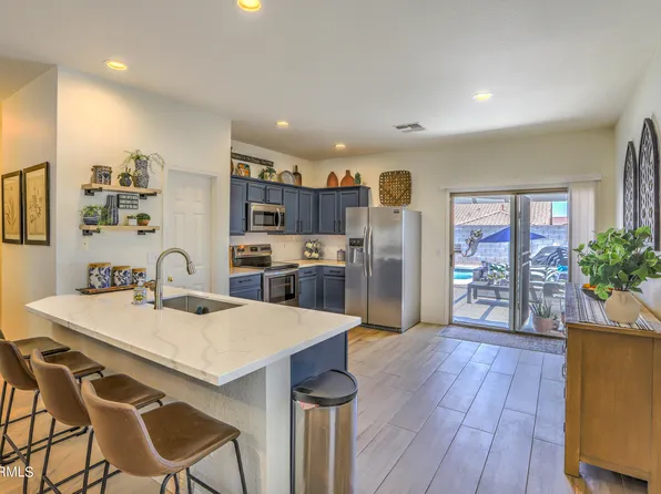 202 E MILADA Drive, Phoenix, AZ 85042