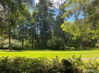 10602 Pioneer Dr, Anderson Island, WA 98303