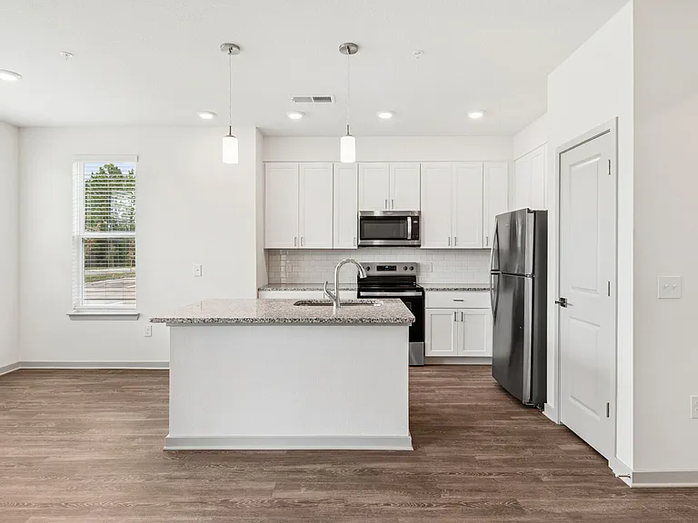 Alera at Hunters Glen — Photo 52