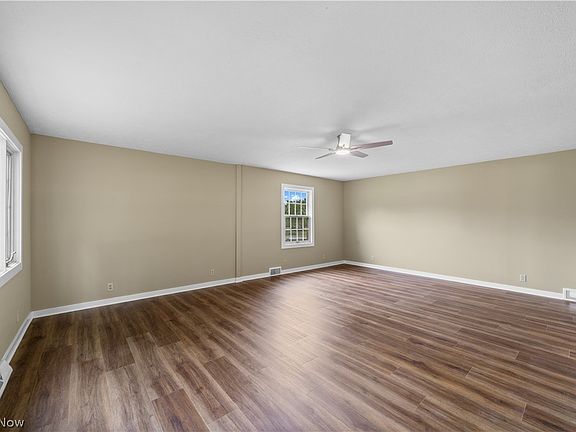 3rd image of 3413 Akins Rd