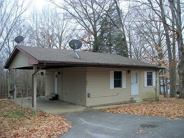 1st image of 125 Sunny Ln