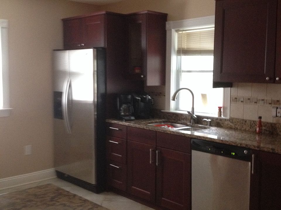 1st image of 2322 Fairview Ter