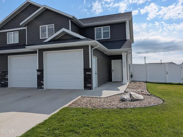 3643 Meridian Dr, Bismarck, ND 58504