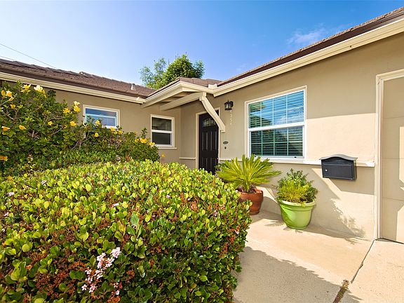 3rd image of 4354 Mayflower Way