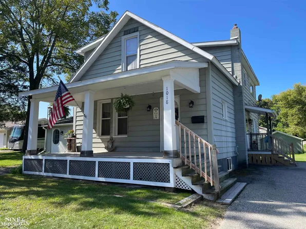 1018 S 10th St, Saint Clair, MI 48079