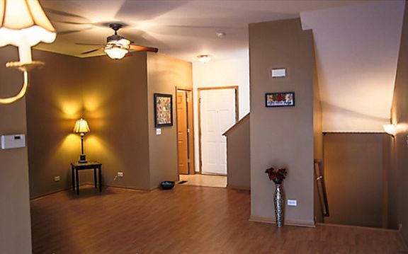 2nd image of 1464 Cambria Dr #216-2