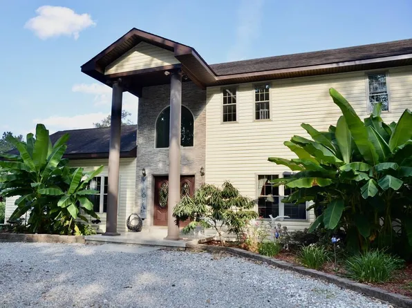 267 Lucerne Dr, Waverly, OH 45690