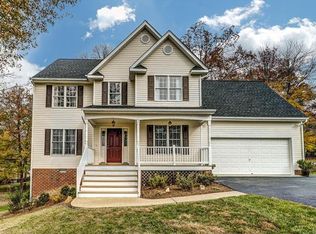 219 Michaux Run Ct, Midlothian, VA 23113