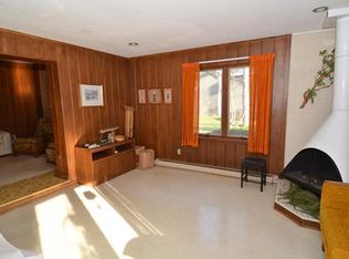 1244 Black Oak Dr, South Bend, IN 46617