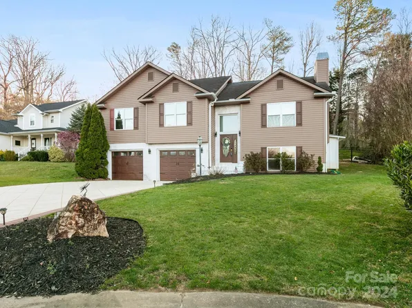 58 Winding Oak Dr, Arden, NC 28704