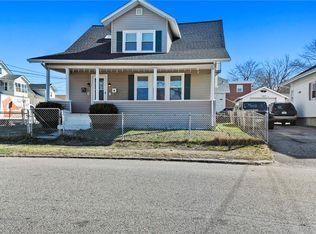 367 Orient Ave, Pawtucket, RI 02861
