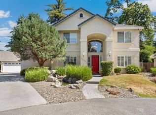 3337 Winsome Ln, Carmichael, CA 95608
