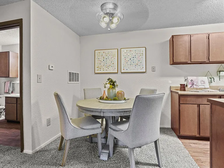 Aspen Park Apartments — Photo 6