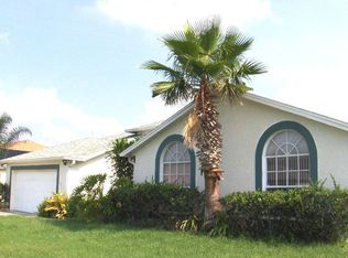 2851 Middleton Cir, Kissimmee, FL 34743