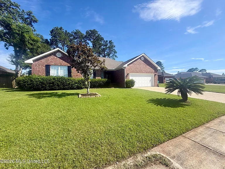 3406 Hermitage Ct — Photo 2