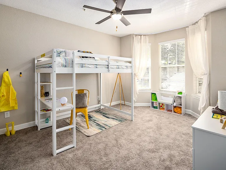 The Grand Reserve at Park Isle Apartments — Photo 31