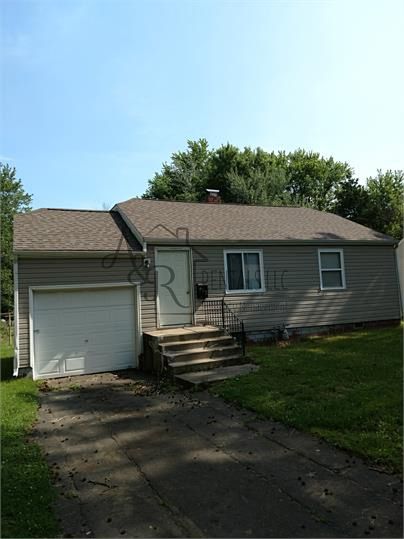 1st image of 413 Fieldcrest Dr