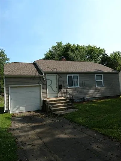 413 Fieldcrest Dr
