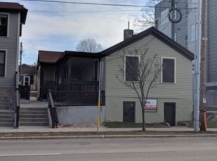 743 Williamson St #F, Madison, WI 53703