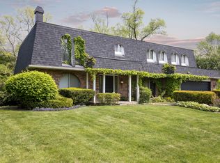 2793 Debra Ln, Northbrook, IL