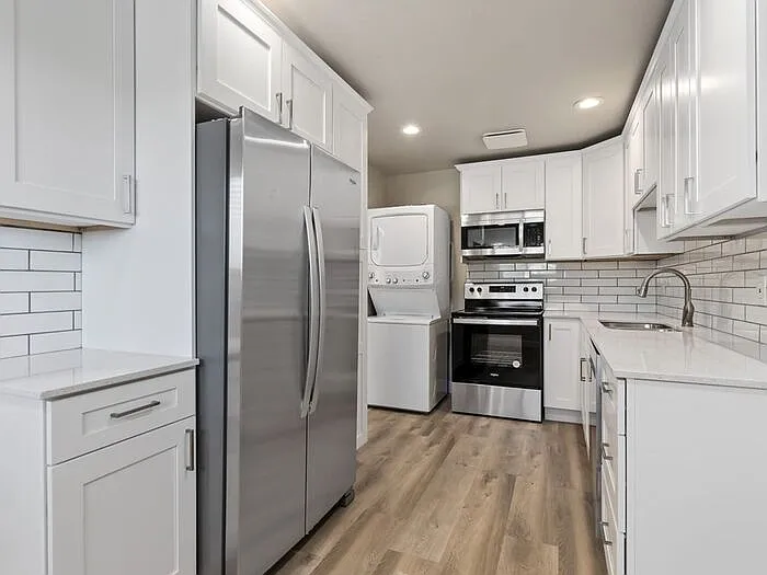 1355 N Redwood Rd #13 — Photo 7