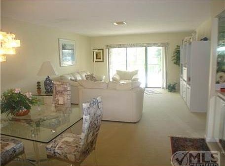 5th image of 24 Stratford Dr APT F