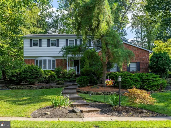 508 Tearose Ln, Cherry Hill, NJ 08003