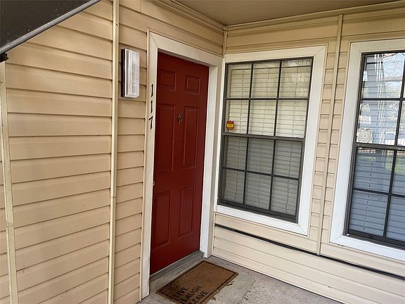 5th image of 2750 Holly Hall St APT 117