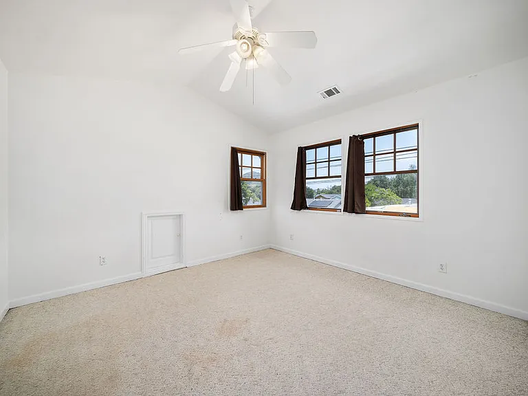 2525 Gail Pl — Photo 34