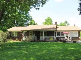 157 Osborne Ln, Statesville, NC 28625