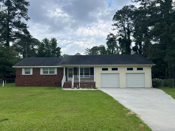 408 Eastlake Dr, Quitman, GA 31643