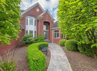 4372 Timber Ridge Dr #18, Romeo, MI 48065