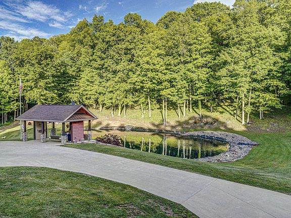 104th image of 167 Tailwater Rd