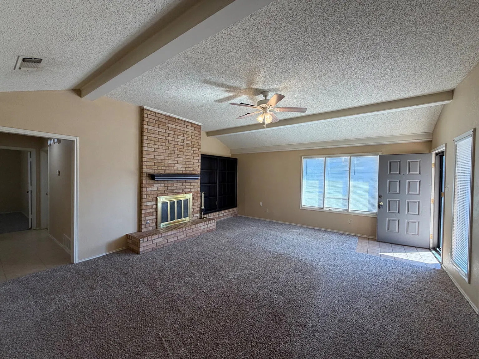2 bed, 2.0 bath, 1169 sqft, $1,200 — Photo 3