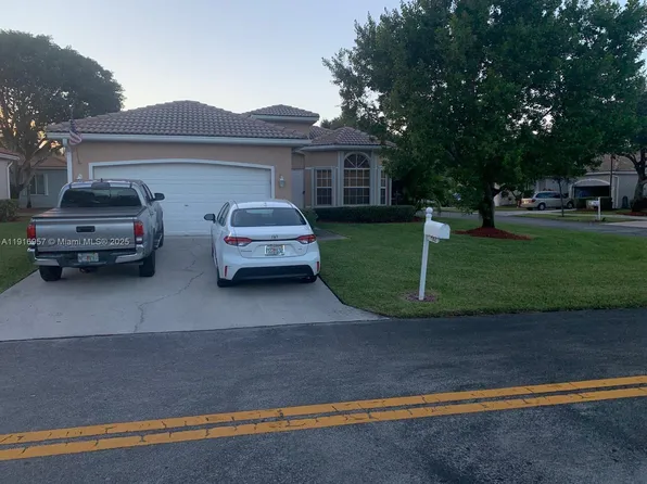 462 SE 23rd Dr, Homestead, FL 33033