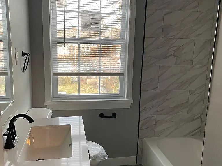 Main Bathroom