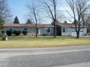 1625 S Meridian Rd, Merrill, MI 48637