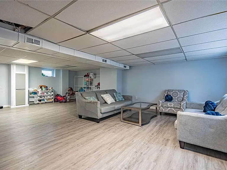 285 Bridle Path Rd — Photo 42