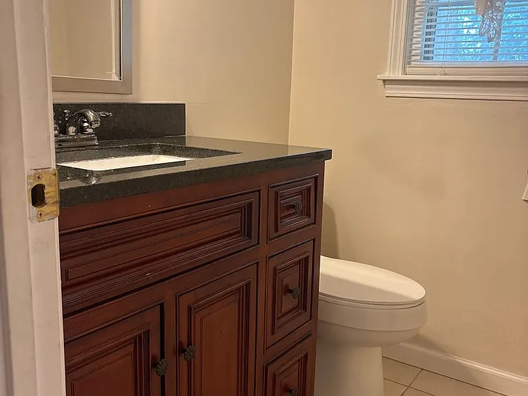81 Royal Oaks Pl — Photo 6